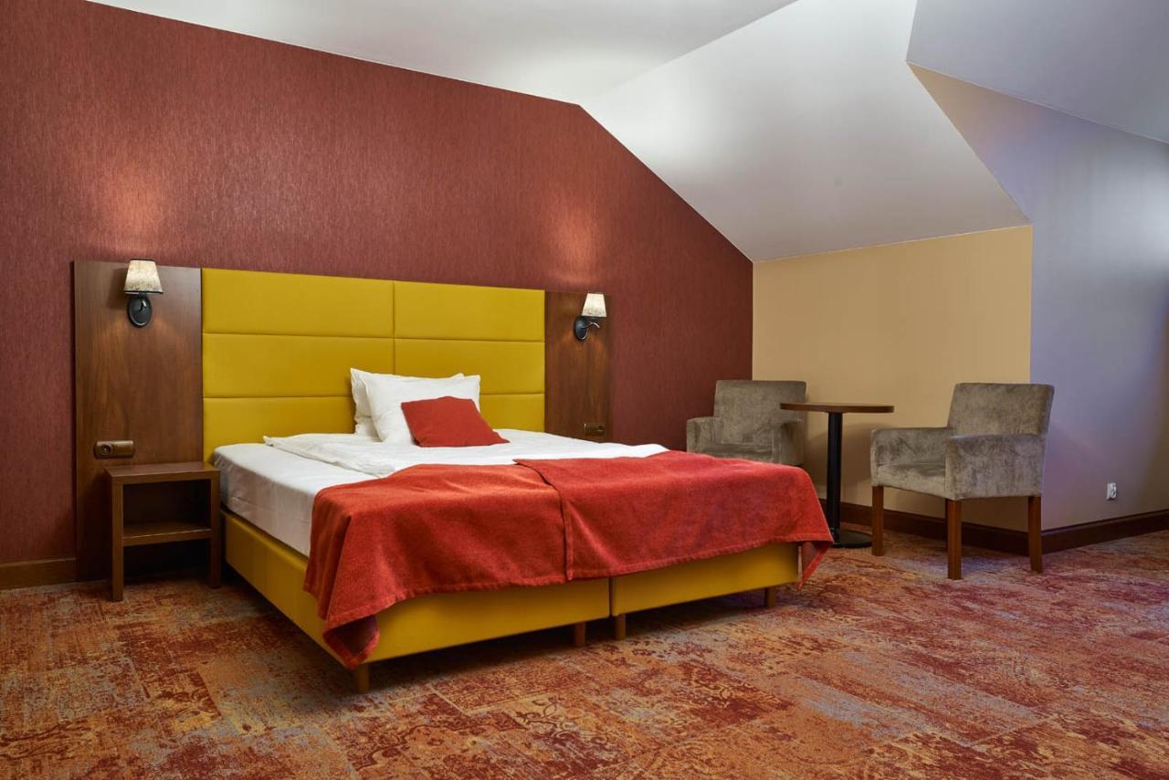 Hotel Dwor Galicja Stalowa Wola Exteriér fotografie
