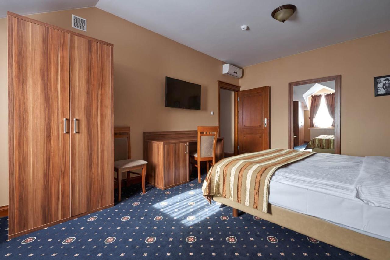 Hotel Dwor Galicja Stalowa Wola Exteriér fotografie