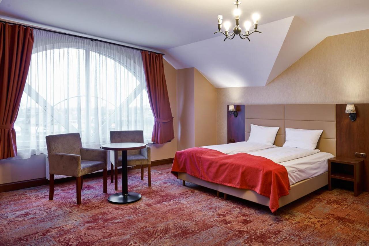 Hotel Dwor Galicja Stalowa Wola Exteriér fotografie
