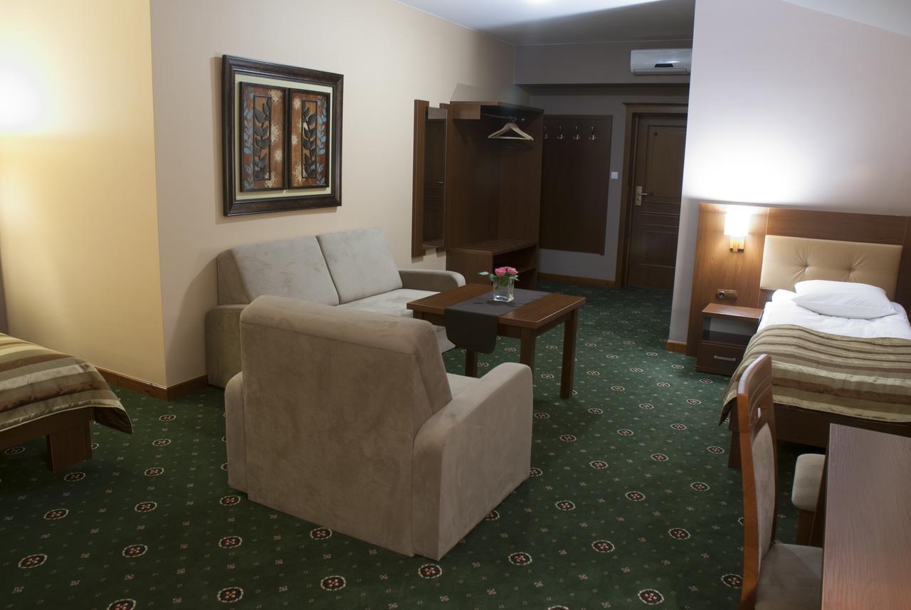 Hotel Dwor Galicja Stalowa Wola Exteriér fotografie
