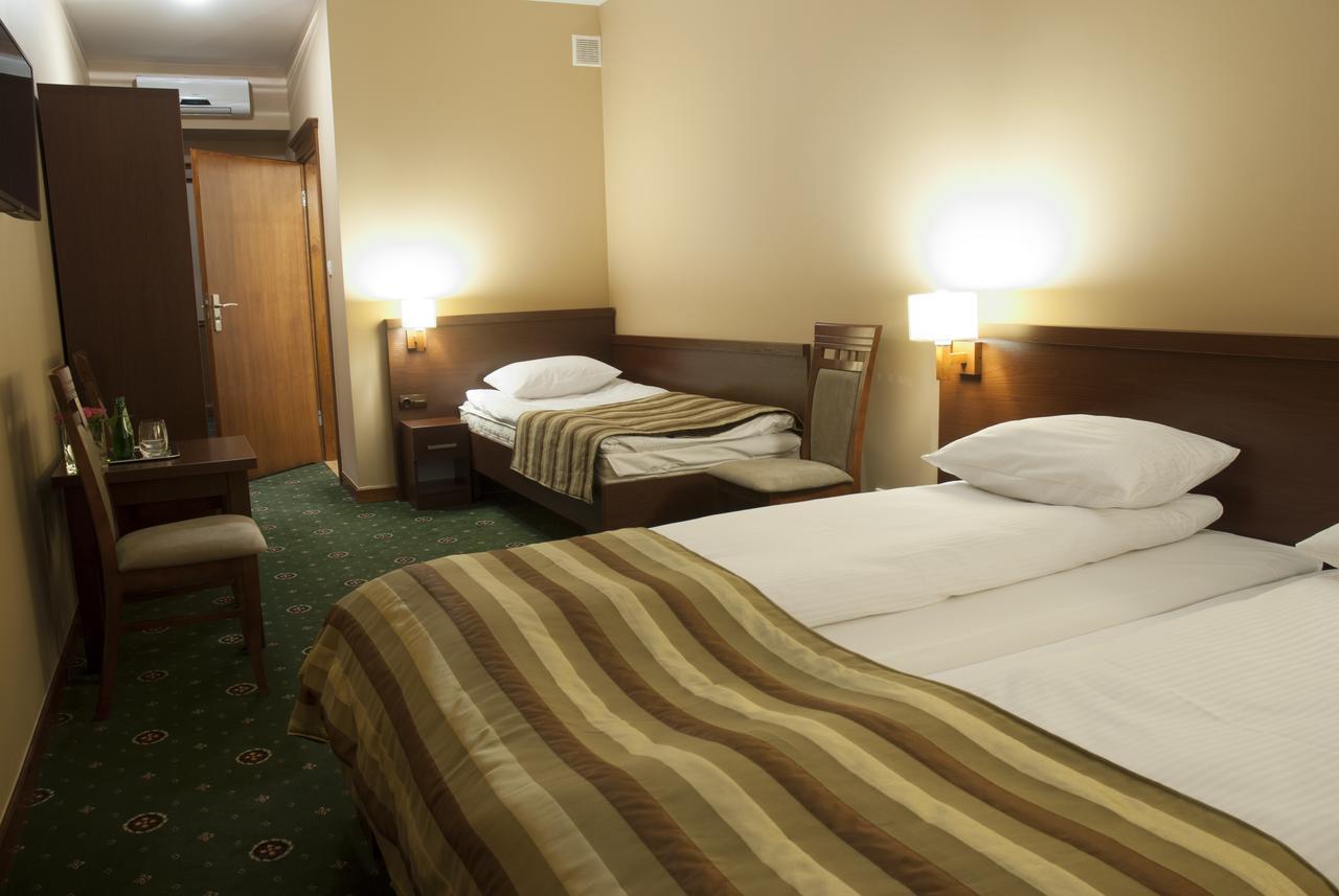 Hotel Dwor Galicja Stalowa Wola Exteriér fotografie